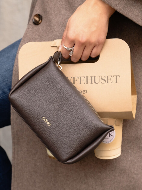 LUCCA POUCH MOCCA