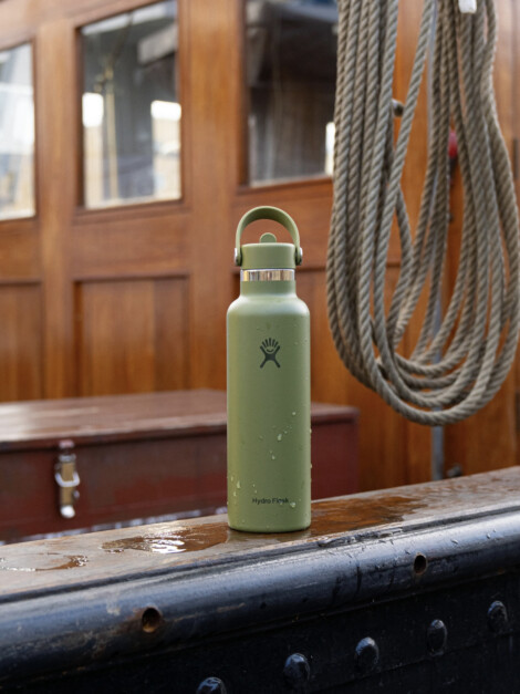 21 OZ STANDARD FLEX STRAW CAP PALMER GREEN