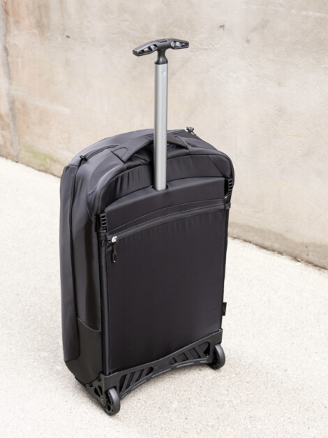SOJOURN WHEELED TRAVEL PACK 80L BLACK