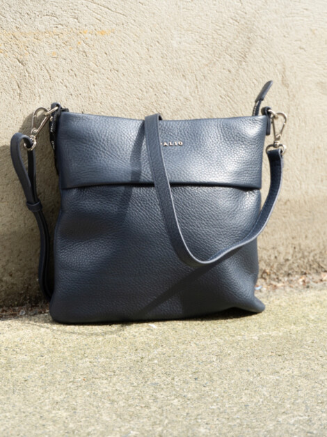 BELLE SMALL NAVY