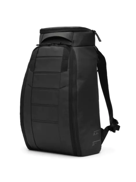 HUGGER BACKPACK 25L BLACK OUT
