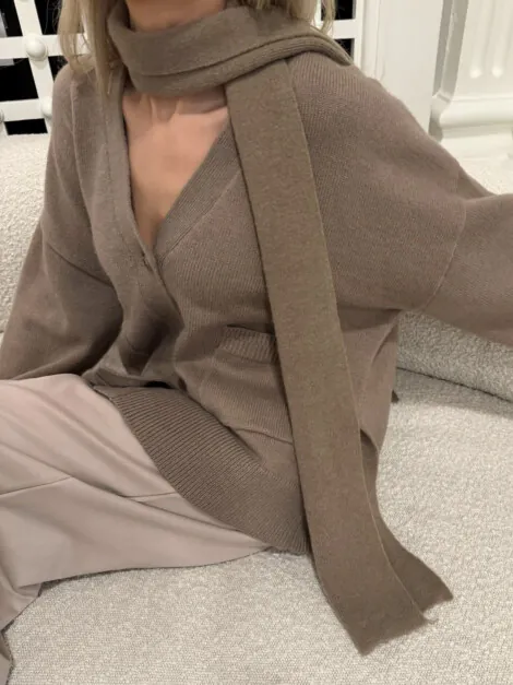 ELLEN SCARF BROWN