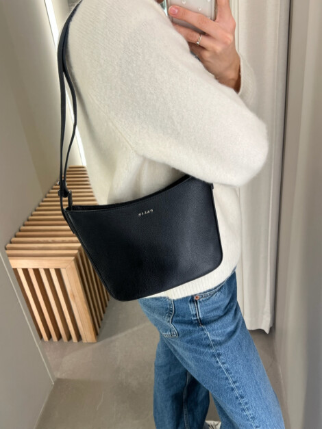 TUVA BLACK