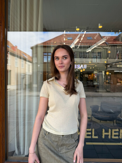 SARA T-SHIRT BUTTER YELLOW