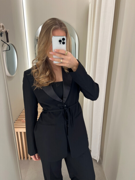 LYKKE BLAZER BLACK