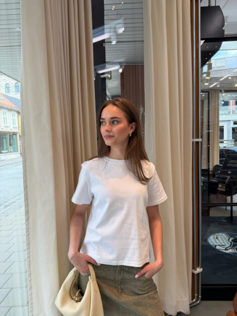 YLVA T-SHIRT WHITE