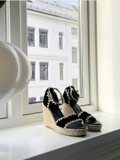 SUNCOO HELIES NOIR SS23