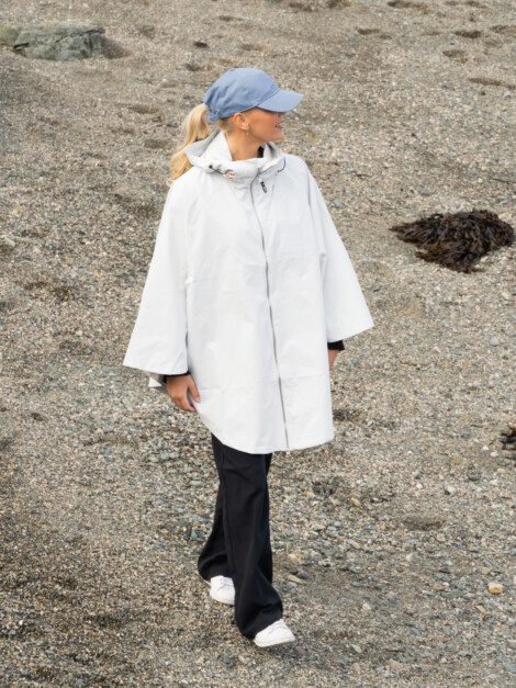 PONCHO IVORY