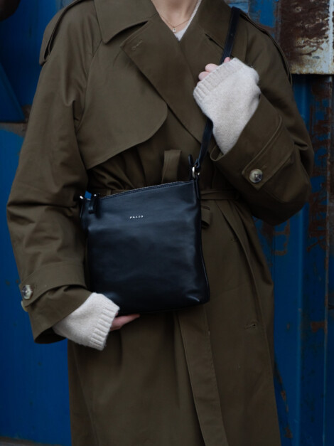 HENNIE CROSSBODY BLACK