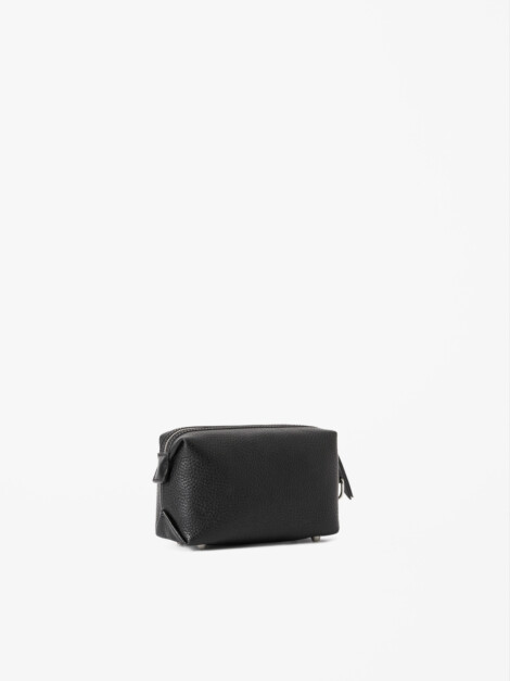 BELLIEN BLACK