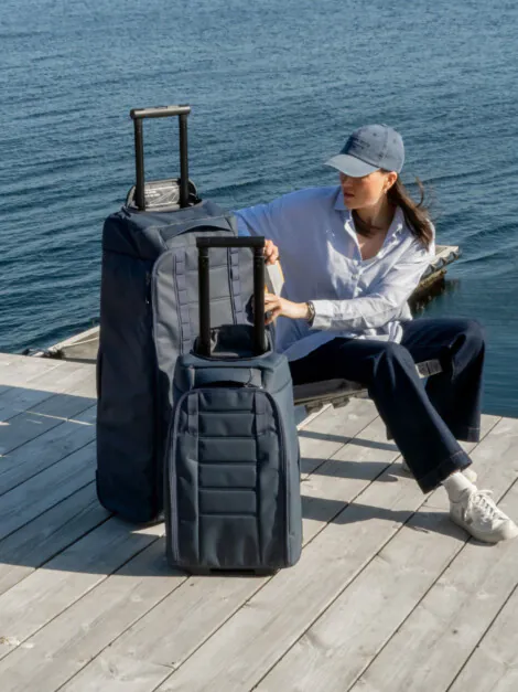 Hugger Roller Bag Check-in 90L Blue Hour