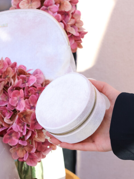 VELVET JEWELLERY BOX ROUND SPARKLED PALE ROSE