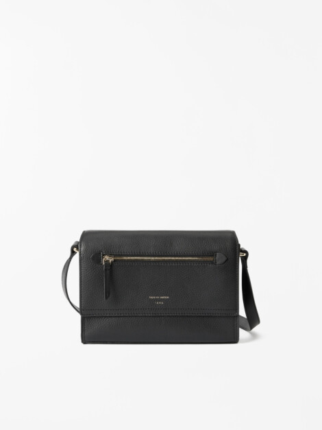 CAPRISIA BLACK