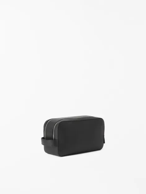 WYND BLACK