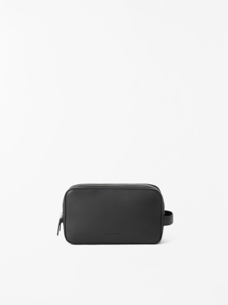 WYND BLACK