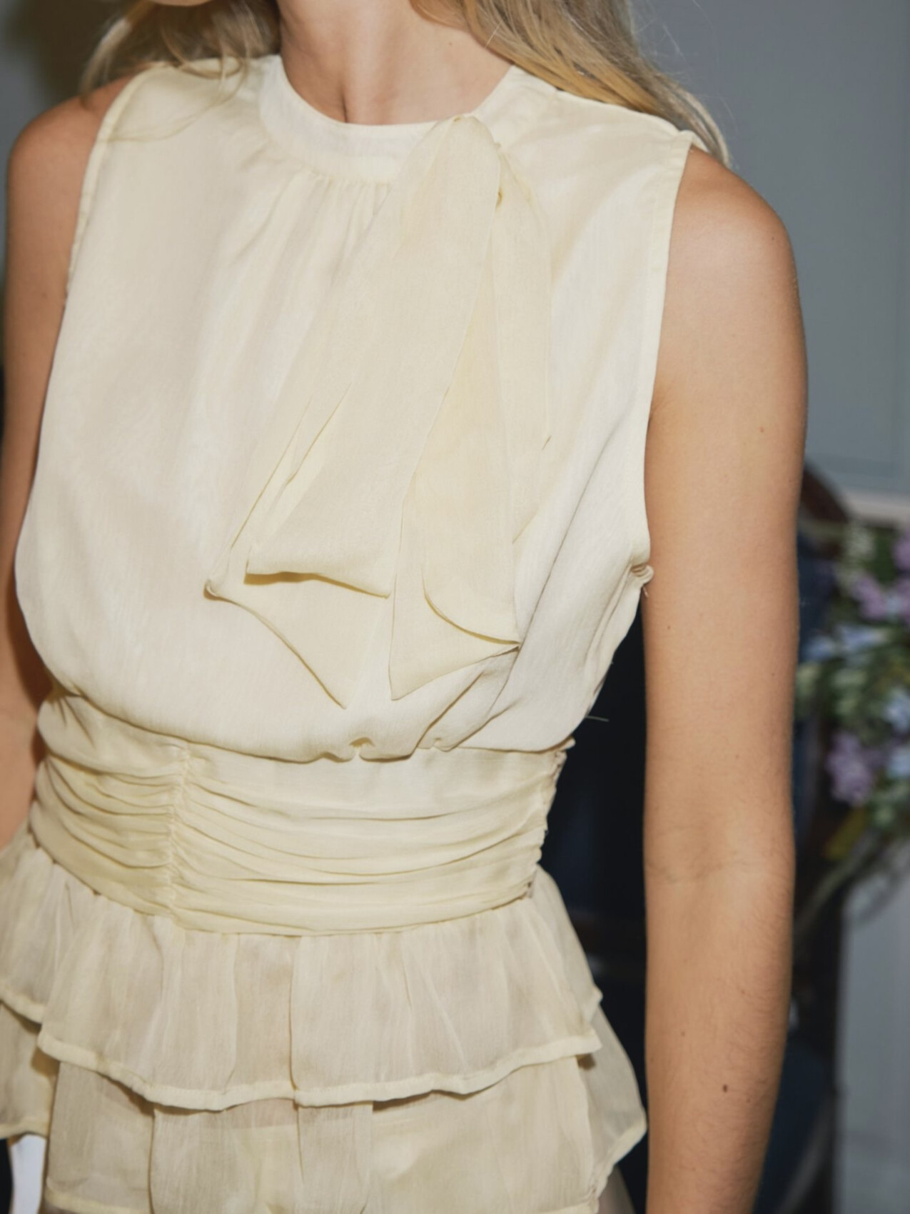 ANSOL SOLID CHIFFON TOP LIGHT YELLOW