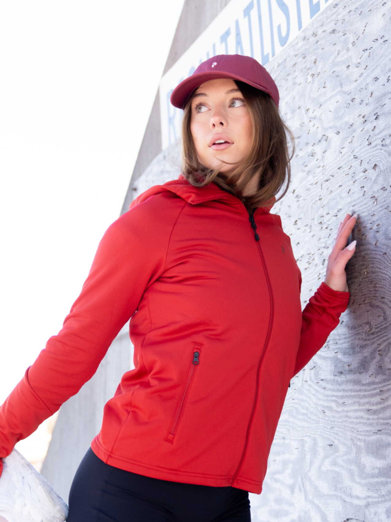 RIDER ESSENTIALS ZIP HOOD RED POMPEIAN