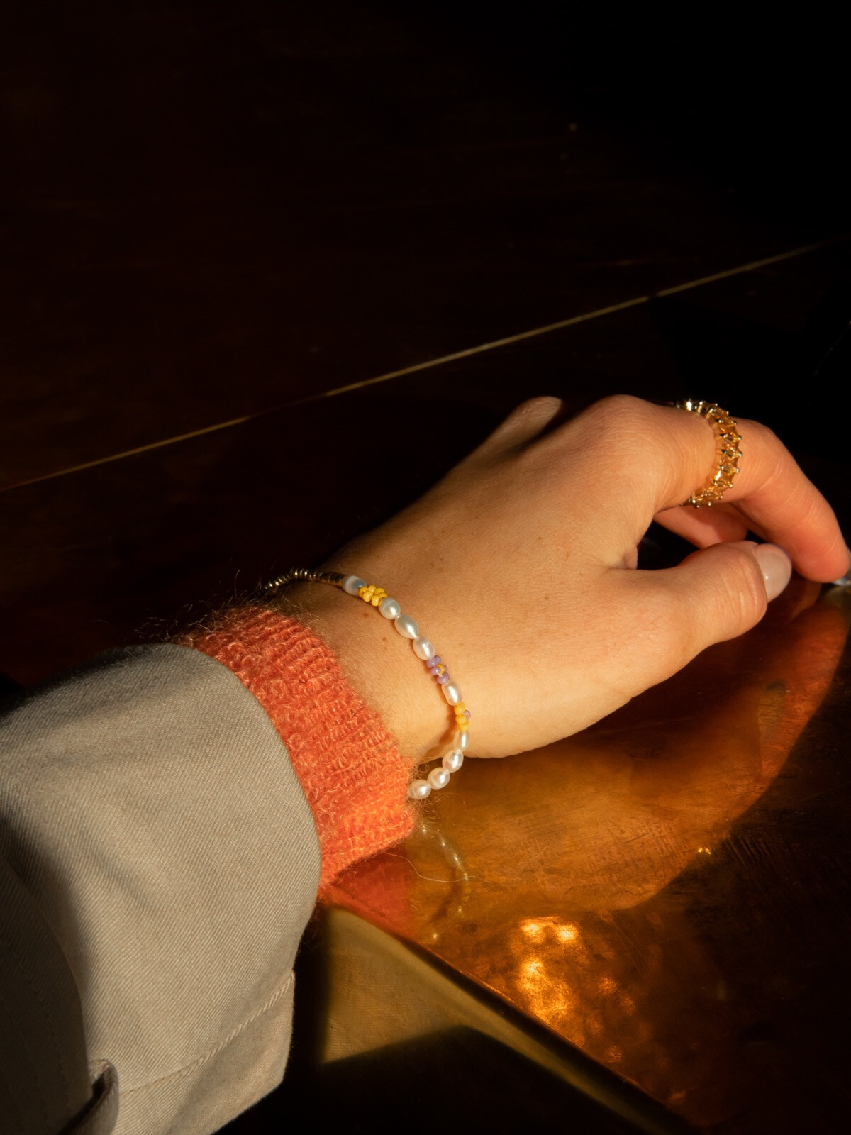 alan bracelet w/flowers