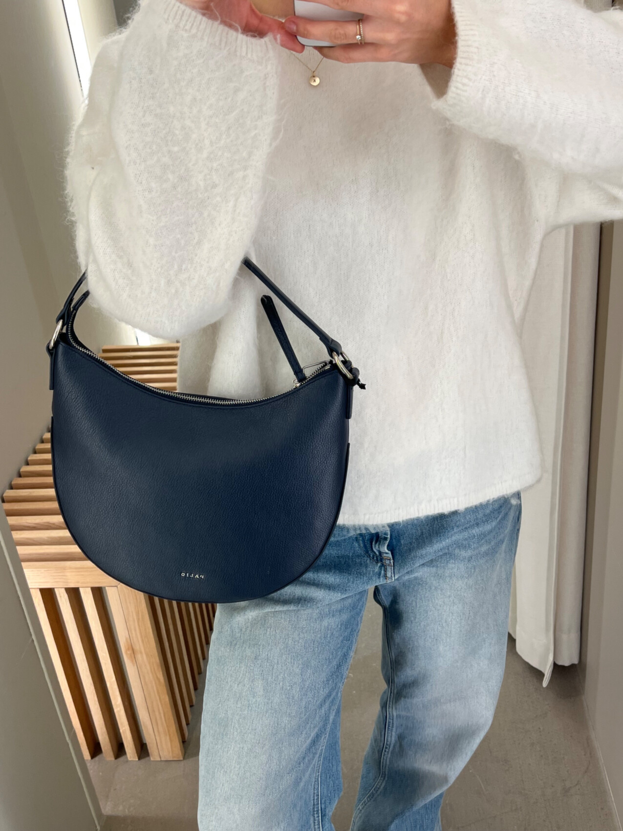 SARA MEDIUM NAVY