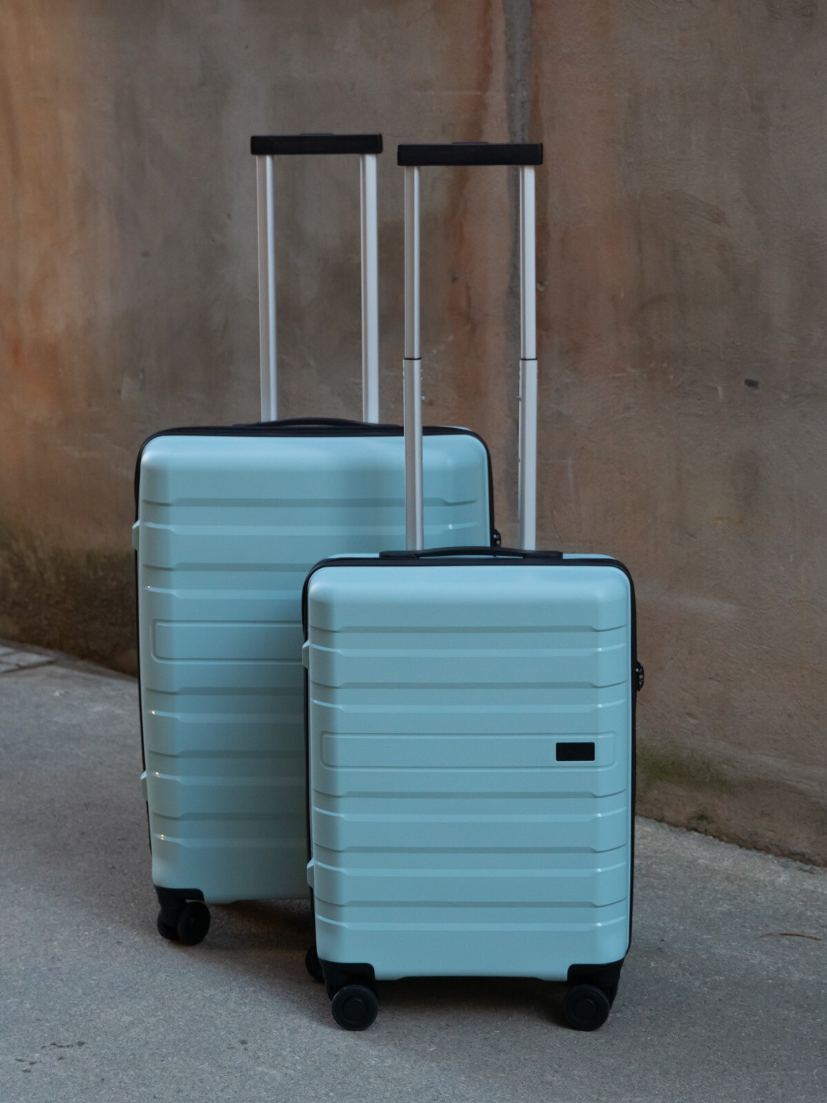 SKY CUBE 02 55CM LIGHT BLUE bag.no