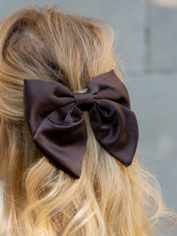 SATIN BOW HAIR CLIP CHOCOLATE BROWN