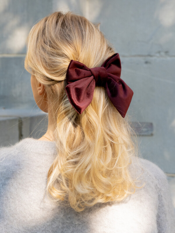 VELVET BOW HAIR CLIP MAROON