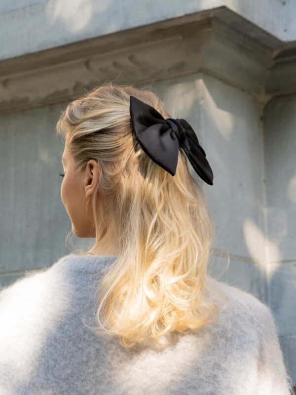 SATIN BOW HAIR CLIP BLACK