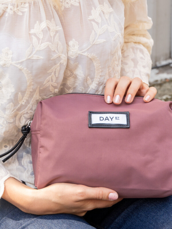 DAY GWENETH RE-S BEAUTY ROSE TAUPE