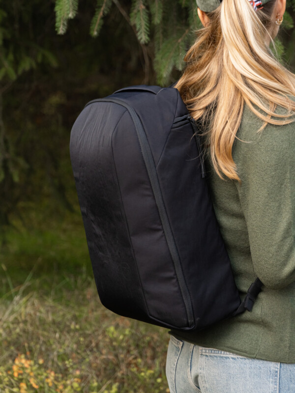 FREYA BACKPACK 16L BLACK OUT