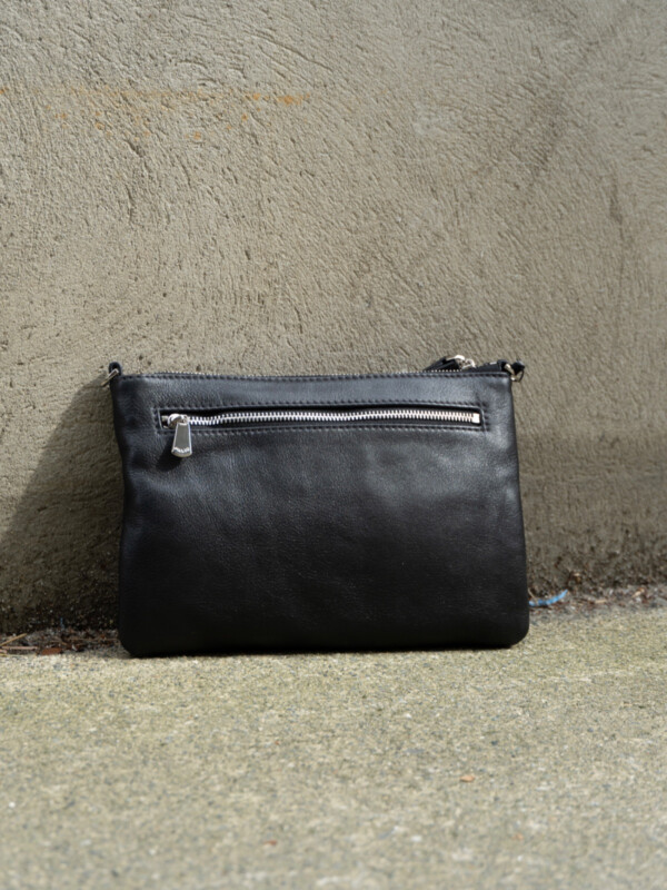 VERA CLUTCH BLACK