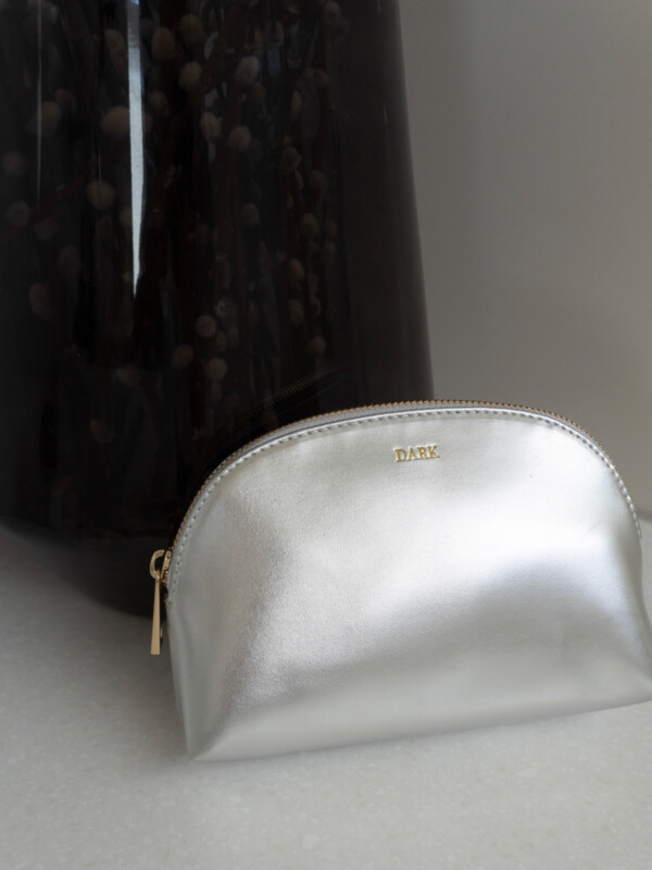 METALLIC MAKE-UP POUCH SMALL SILVER