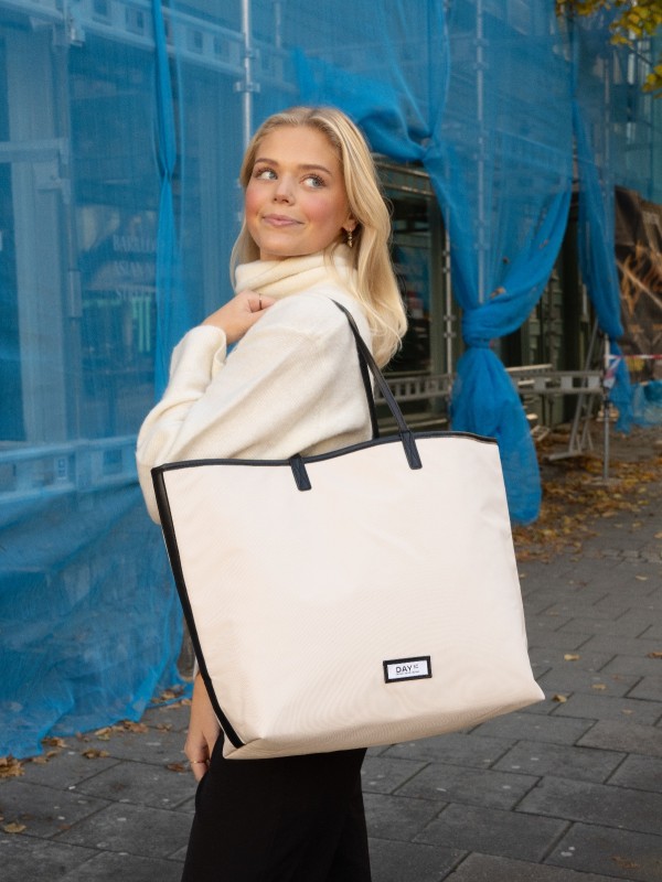 GWENETH RE-S NEW BAG WHISPER PINK