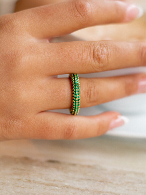 LUV AJ PAVE AMALFI RING EMERALD GREEN GOLD