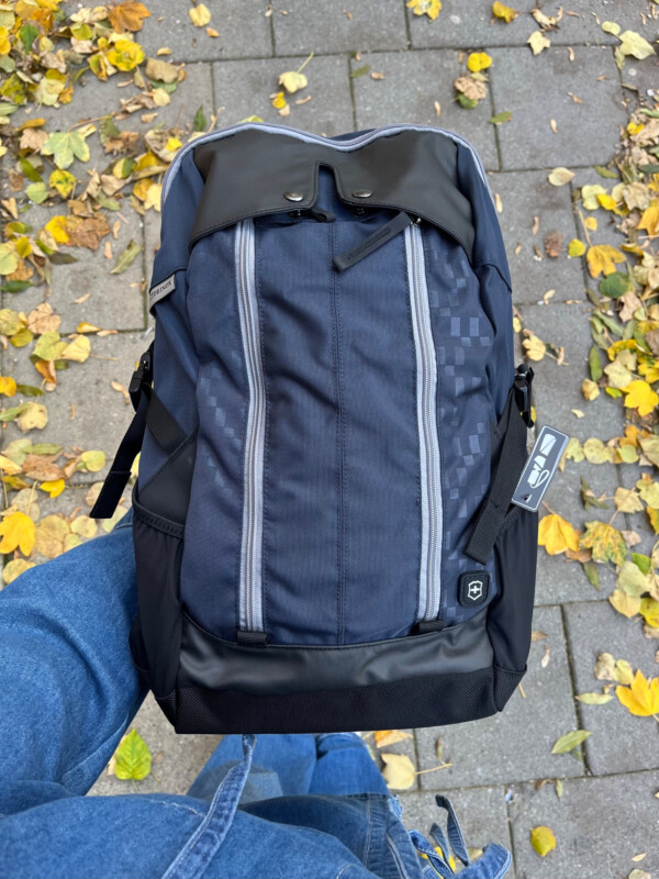 Slimline 27l Backpack blue