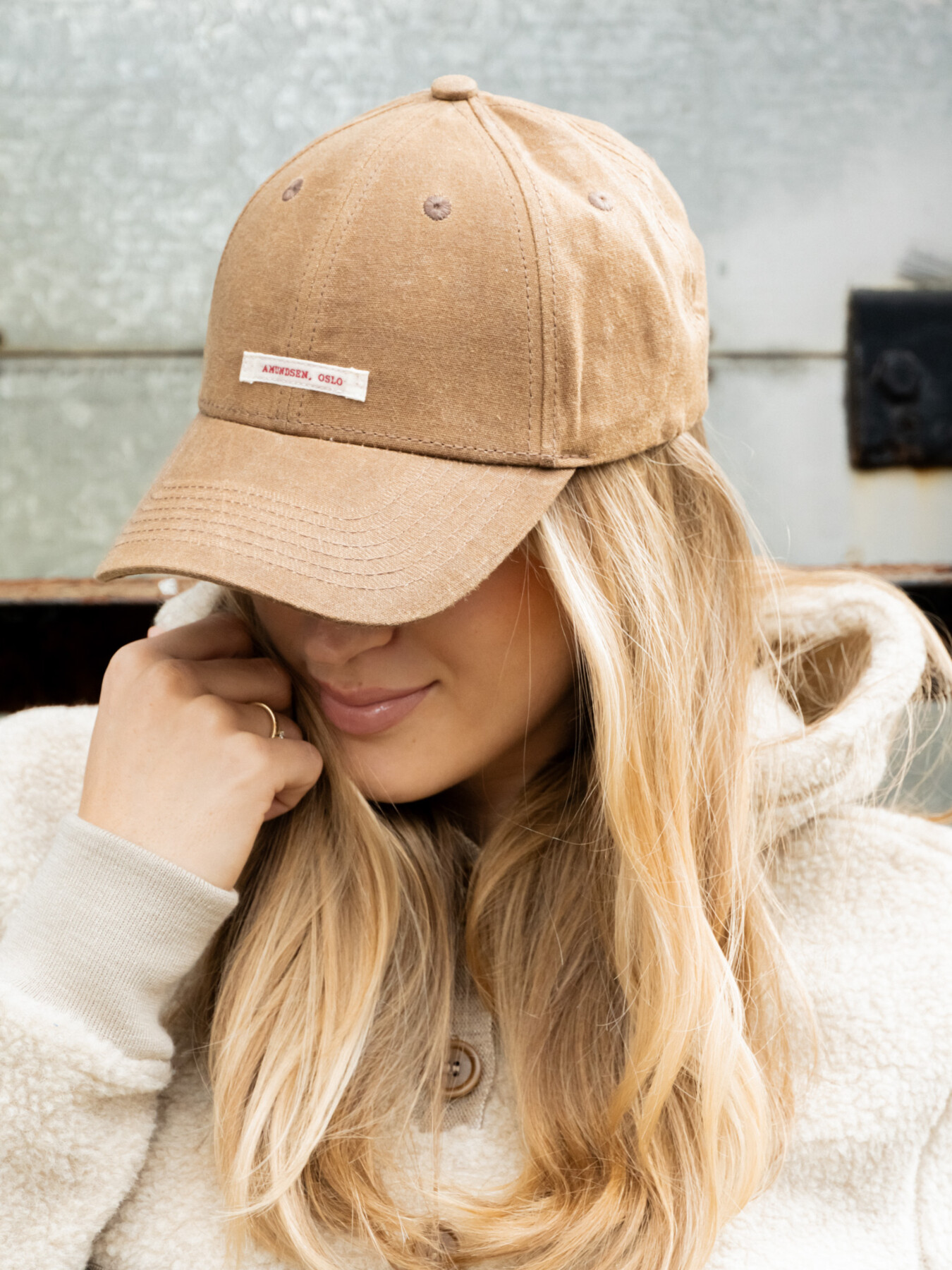 WAXED COTTON CAP TAN/PATCH