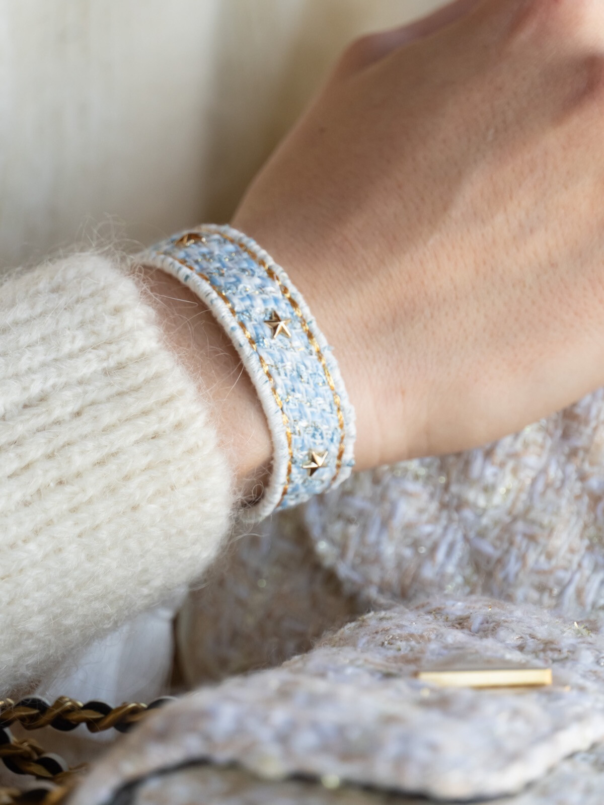 TWEED STAR STUD BRACELET LIGHT BLUE