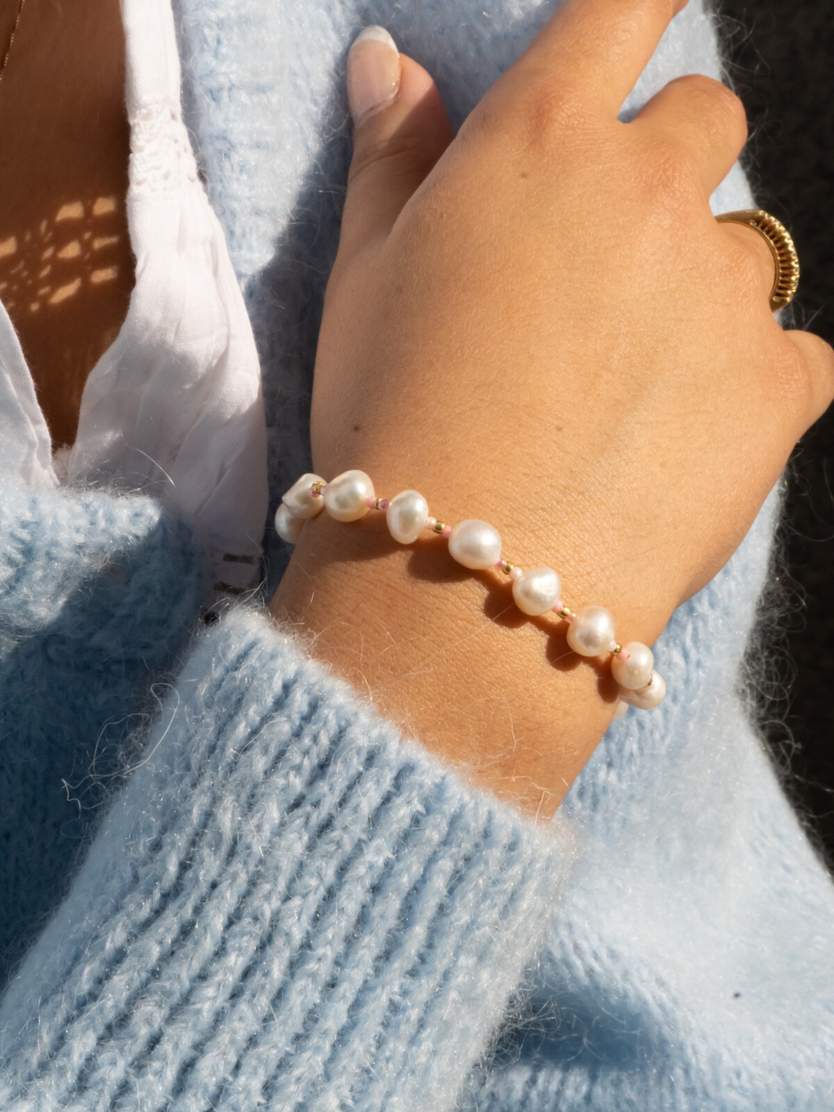 PEARL BEAD BRACELET W/GLASS BEADS LIGHT ROSE