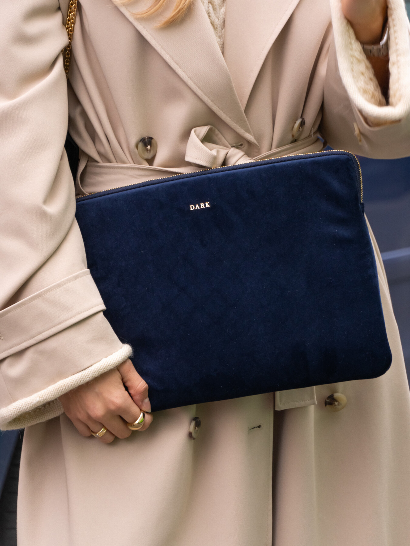 VELVET MAC COVER NAVY BLUE