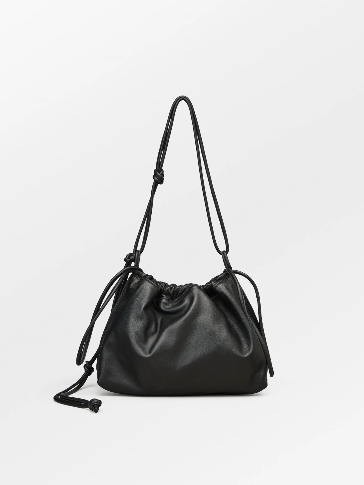 LAMB GIANA BAG BLACK