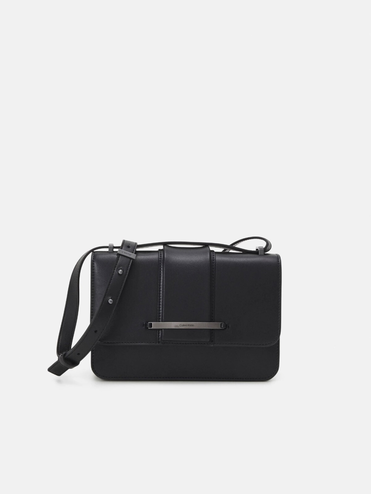 BAR HARDWARE SHOULDER BAG BLACK