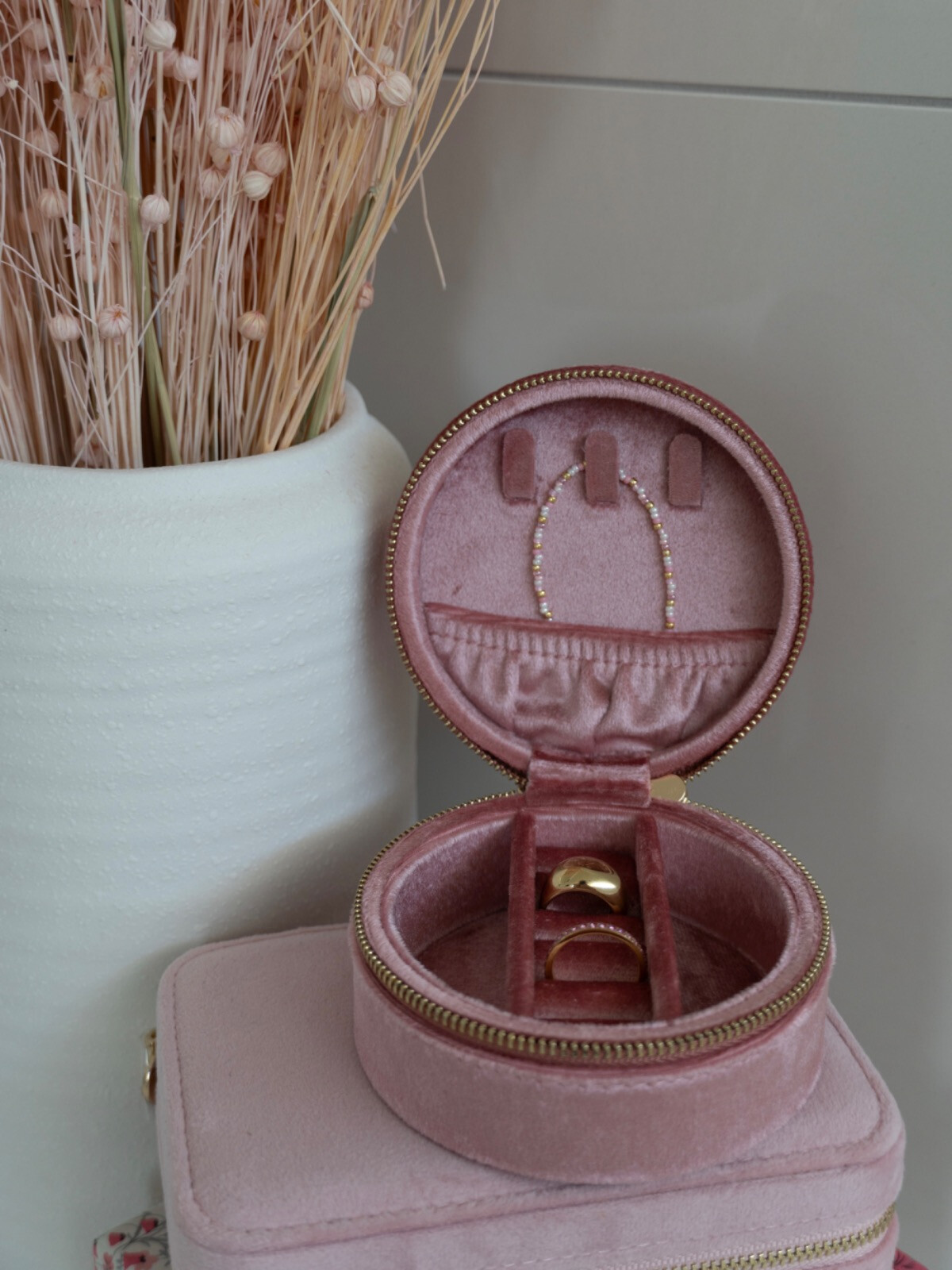 Velvet Jewellery Box Round Sparkled Rose