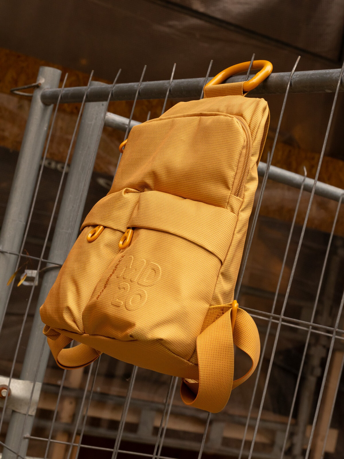 MD20 BACKPACK OCHRE