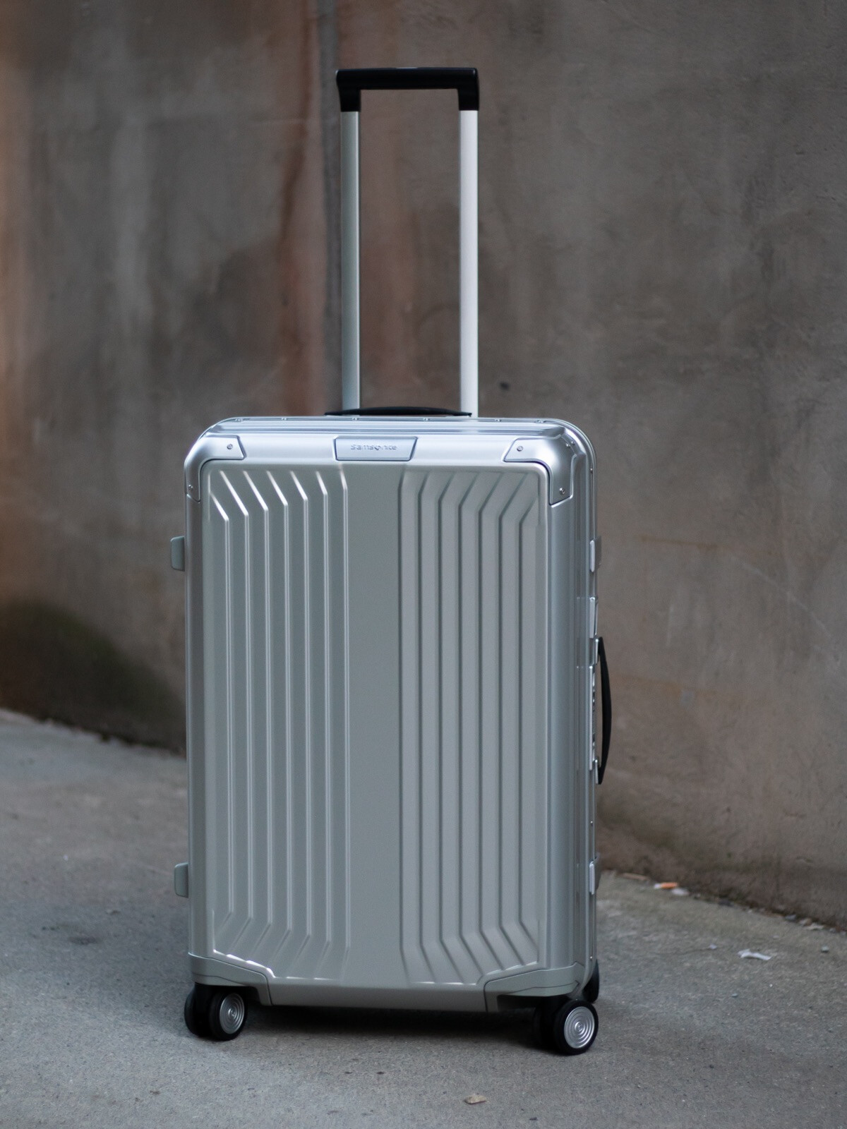 Samsonite LITE-BOX ALU 69cm