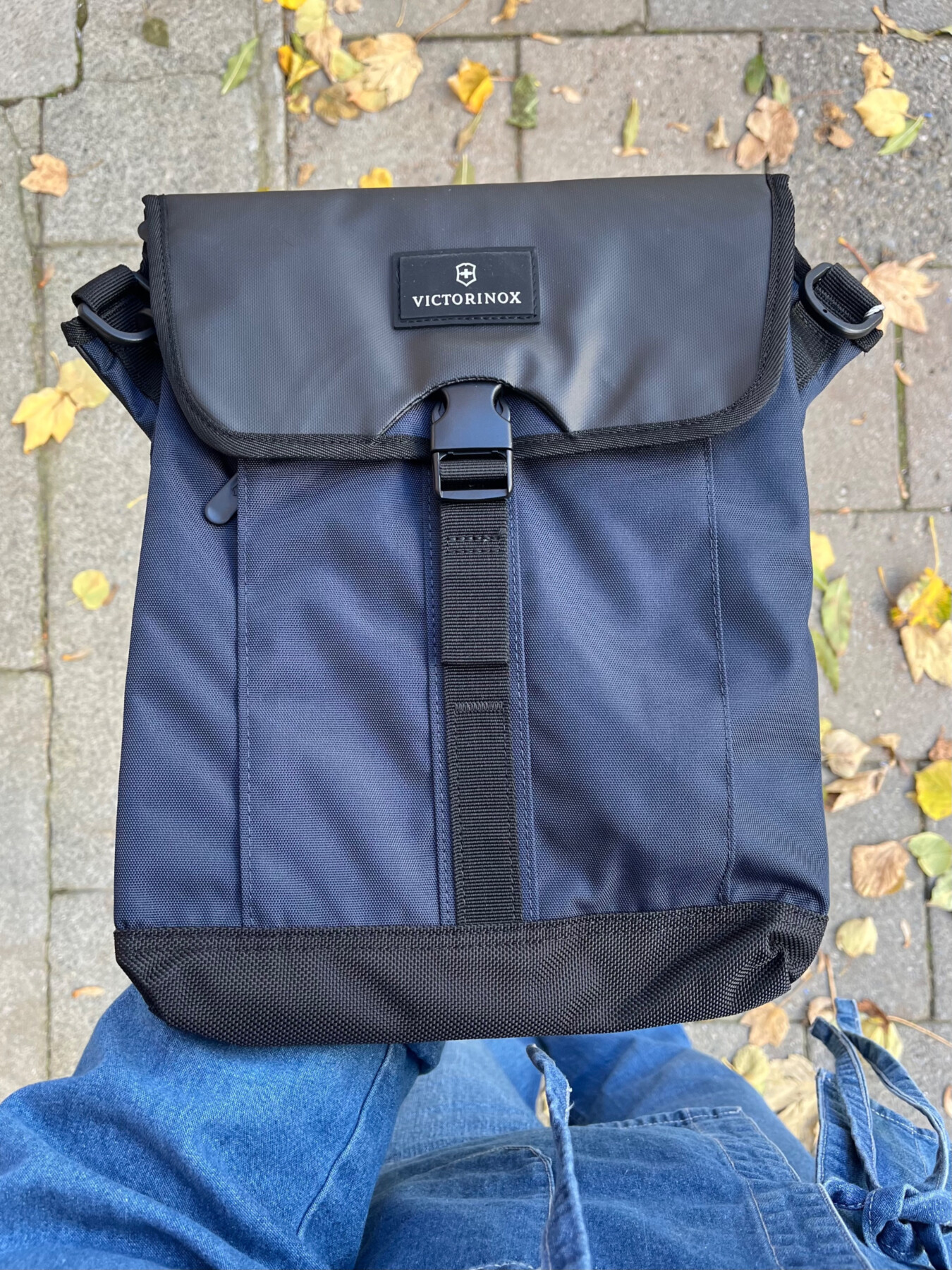 ALTMONT 3.0 FLAPOVER BAG NAVY