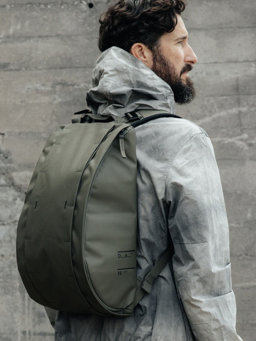 HUGGER BASE BACKPACK 15L GREEN MOSS