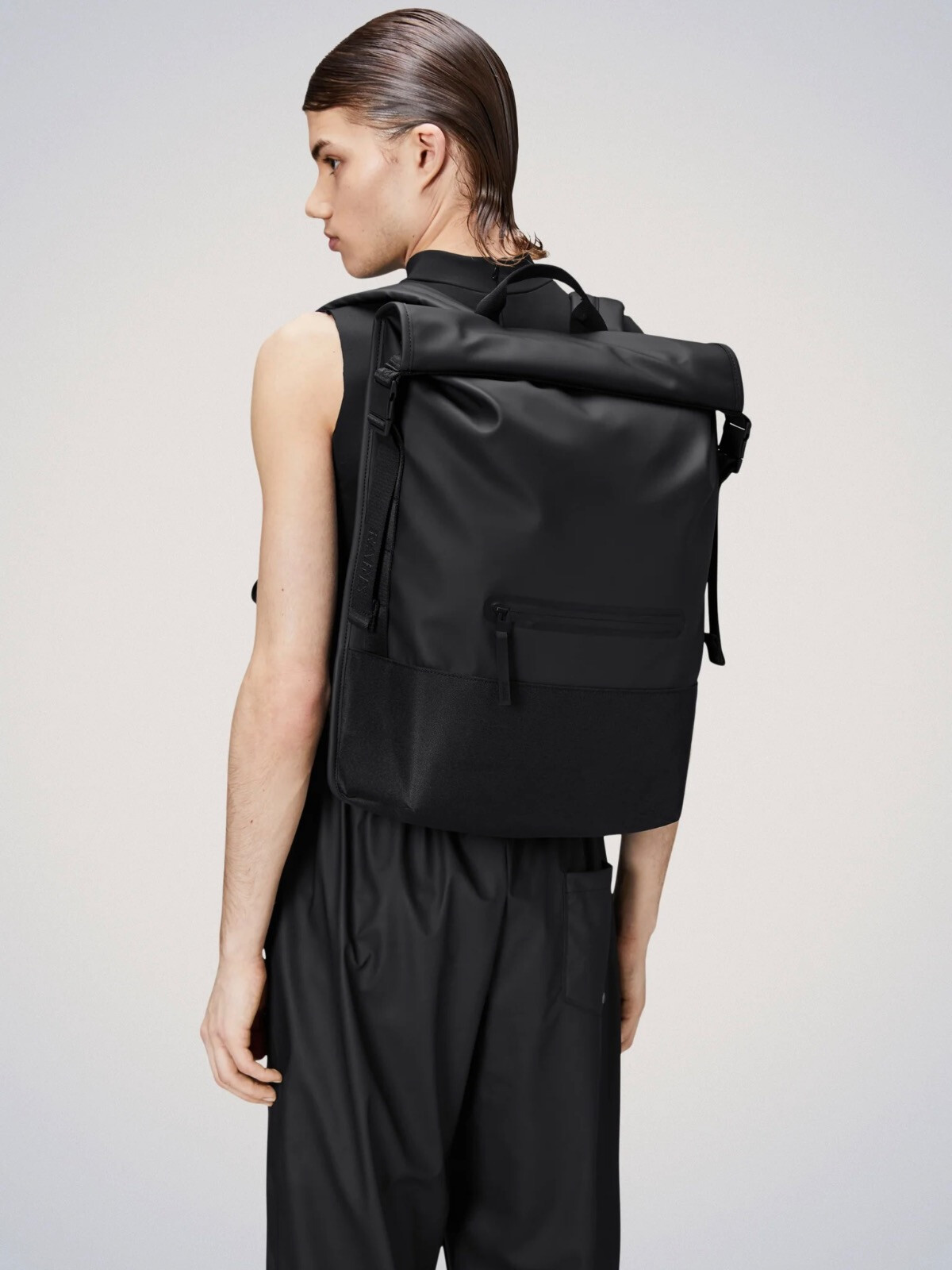 TRAIL ROLLTOP BACKPACK BLACK